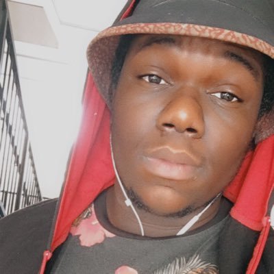 Nerdy King 👑doing some nerdy things 🤓 average gamer skill👾Twitch Streamer👾 Host of NerdyPopKulture Radio Show🕺🏿Silly🤪  ❤️https://t.co/hI3LB28ahL