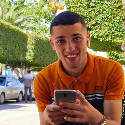 AbdullahAlborsh's profile picture. مصمم جرافيك 💻
منتج فيديو وموشن جرافيك 💻
مصمم ومطور مواقع وتطبيقات 💻
هكر أخلاقي 💻