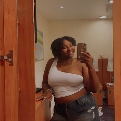 erejere_'s profile picture. TXSU alumna | blm | UTMB OTD