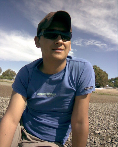 gustavoelbolson's profile picture. Dipl. Administración Pública.
Dipl. Ciencias Políticas. 
Téc. Seguridad General.