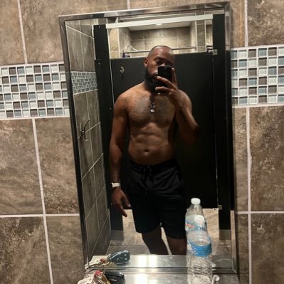 Follow my Instagram @_iamte just a Louisiana guy living in Hxt
