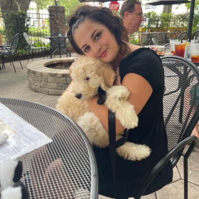 minaaax22's profile picture. 