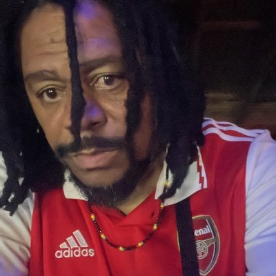 shingers's profile picture. Smartphone enthusiast and wanna be developer. still learning! personal blogger at times 👑🏈🏀⚽