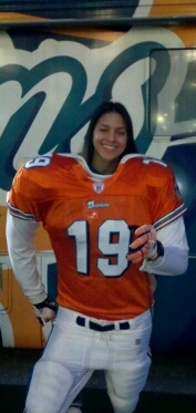 KeniaG12's profile picture. 