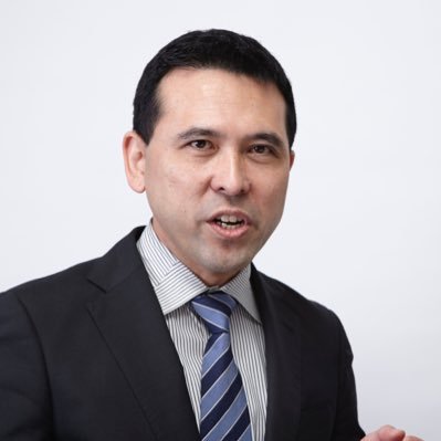 515HDM's profile picture. 海外展開コンサルタント、ビジネス英語講師、グローバル人材育成講師、一橋大学Global Education Program講師、英国MBA、中小企業診断士、TOEIC990、英検一級。著書「TOEIC テスト満点ビジネスマンはなぜ中学英語を大事にするのか」（実業之日本社）