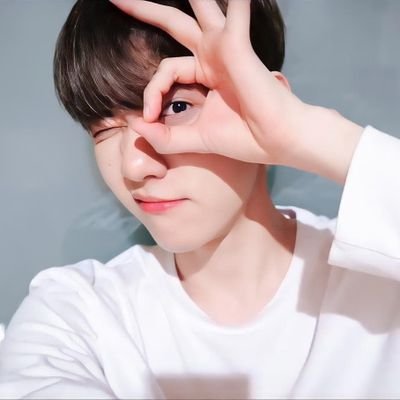 100hyun_star Profile Picture