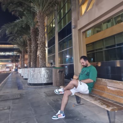 اكتب ما يروق لي لا أريد أن يحاسبني أحد كتاباتى هي ما يدور في عقلي فلا تعكس شخصيتي الخاص ممنوع ومهمل🇪🇬🇸🇦🇦🇪https://t.co/Q1CqOTcgCy