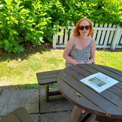 Helenanne99's profile picture. 