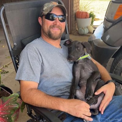 Curt25780495's profile picture. 