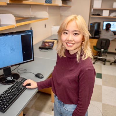 PhD candidate in the Schiffer Lab @UMassChan | Viruses, structural biology, and protein dynamics | https://t.co/pwN1fWITqd @MIMM_McGill | #diversityinSTEM | she/they 🏳️‍🌈