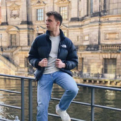{ } Studying CS @ LUH 👨🏼🎓 Working @ qnips 👨🏼💻 Interested in mobile development 📱Flutter/ Jetpack Compose/ SwiftUI 🚀