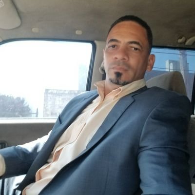 abogado,político, técnico en automotriz dirigente medio de fuerza del pueblo ex director de la Cruz Roja Dominicana