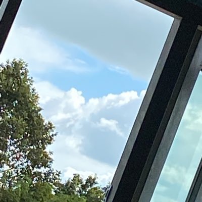 thura_buy's profile picture. 