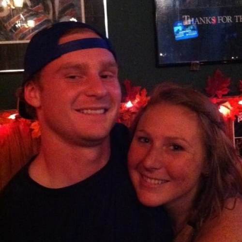 breyek's profile picture. “I'm Elyse Brey and I get respect. Your cash and your jewelry is what I expect.”