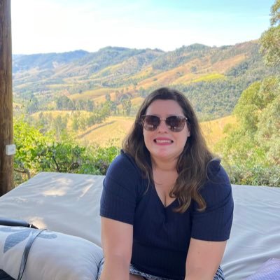 aoutrabrubs's profile picture. Do PA pra SP (não coloca granola nem leite em pó no meu açaí)