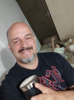 DhedoTahan's profile picture. 