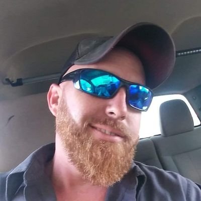 realRedHarris's profile picture. drop a like in the jar my friend