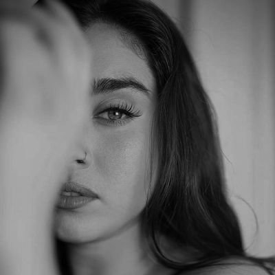 “Se puede ser buena persona y tener éxito”- Lauren Jauregui || barça || fan account