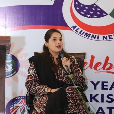 SamanaQaseem's profile picture. She was powerful, not because she wasnt scared but because she went on so strongly despite the fear!!!