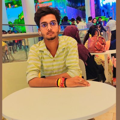 Ymrajchaurasiya's profile picture. {#Royal raebareli🍂}
🌍जन्म- ईश्वराधीन ✋है!🎂 15_07_2002
 संपर्क संख्या ☎📲 9565294364📞9369190371
🌿ॐ #_हर_हर_महादेव🌿
 single 😊