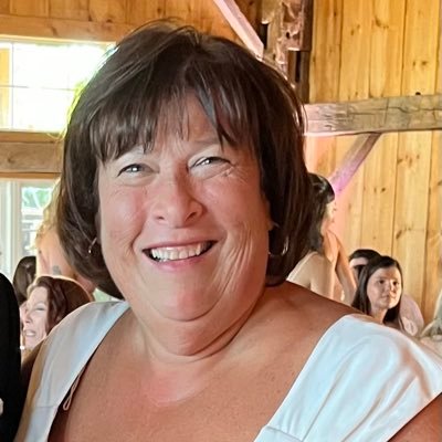 Married mother of 3, Thorold resident, Niagara Catholic Trustee ,Niagara Family and Children Service Foundation Board member, community advocate.