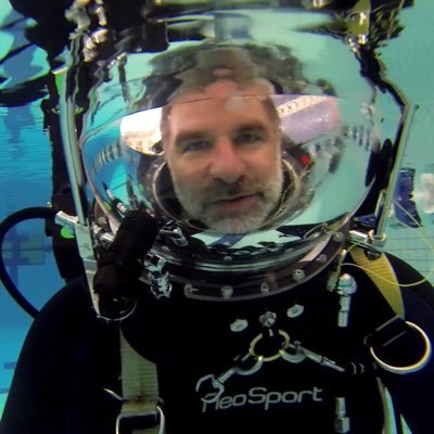 subaquatic entrepreneur, diving technologist, literary artist, explorer (https://t.co/AMp30Gnkqo)