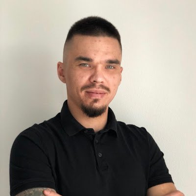 volosatovde's profile picture. Exploring how digital products are built. 
launched https://t.co/jki1wlO7PM - ai virtual staging tool for real estate