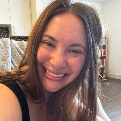 software engineer 👩🏻💻| she/they | formerly hardware @apple | currently trust @airbnb