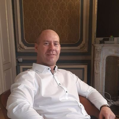 Aleksan52570726's profile picture. 