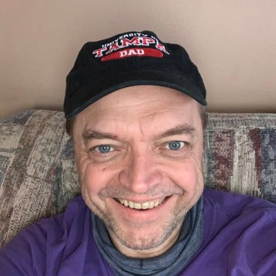 adamkon1104's profile picture. 