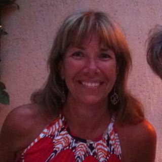 Design_MrsMi's profile picture. 