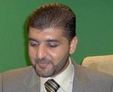 باحث بمركز التأريخ والتوثيق الفلسطيني، معد برامج ومدقق لغوي بإذاعة صوت الأقصى (حتى يونيو 2019)، من غزة العزة