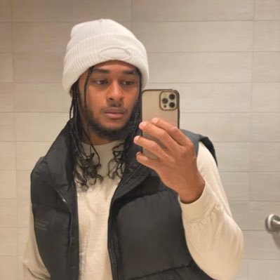 ayyy_anderson's profile picture. Huey freeman enthusiast