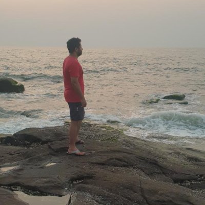 ahaan_tagare's profile picture. Free & innocent bird