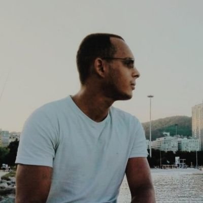 Economista, meio demógrafo e projeto de servidor  público.
De Governador Valadares para o mundo.
Minhas opiniões são pessoais, ou não.
