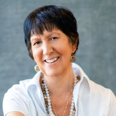 I AM a Medical Intuitive, and Master Energy Healer. I help you transform your health by identifying and clearing the root cause of health and life issues.