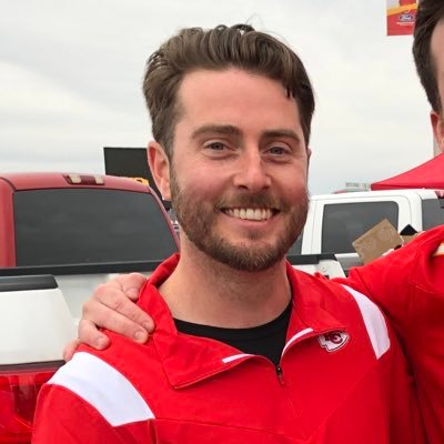 Happy husband and dogfather. KC guy in Scottsdale. Has been called: Fun(ny)/cute/handsome/ugly/sharp/witty/dumb/moron/smart/far-right extremist/wordsmith.