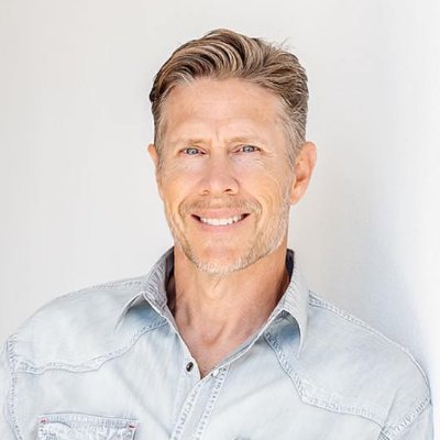 glwallace's profile picture. Passionate husband, loving father, loyal friend, and growth hacker. I have a knack for building companies and relationships.
