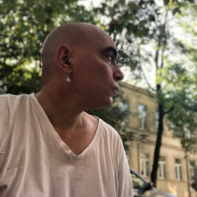 HighTechSystem_'s profile picture. #ASD, #OSDD Type 1.b, #SDAM, #Aphantasia, #transgender 🏳️‍⚧️ #nonbinary #genderfluid #pansexual 🏳️‍🌈 #polyamorous