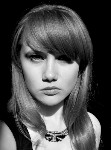 northmaid's profile picture. Kakla bedrītē dzīvojošais vilks.