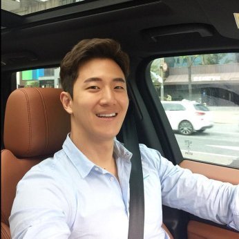 bojing_huan's profile picture. 