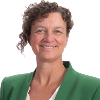 Nuclear Critic, Green Party of Canada. Teacher, mom, friend. Writer. Standing On Guard 🇨🇦