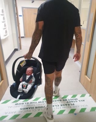 still pretending I'm good at football⚽
Boxing is my happy place 🥊
NJGH 💙👶