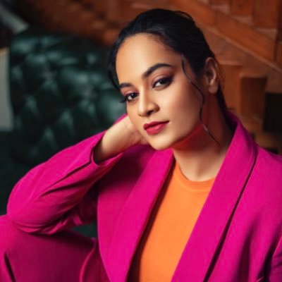 sujavarunee Profile Picture