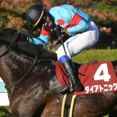 競馬とコンカフェオタク❗可愛い女の子&気になる子をフォローする垢‼️コンカフェ関係の方はフォロバします！エロ垢即ブロします😡自称チェキ撮り名人🤔癒しが欲しい😍自撮りなどいろいろRTします