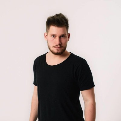 Stanislav Palyvoda DJ/Music Producer @cyborgsmusic (TikTok: 124k, YouTube: 17k)