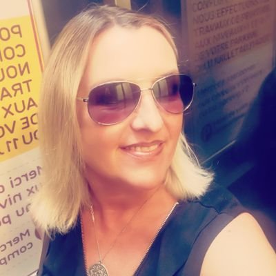 🇫🇷🥐🥖🇮🇪✈️🌎🪐
Just here for the craic and to have a laugh at eejits...
On est toujours le con de quelqu'un 🤷🏼♂️😝