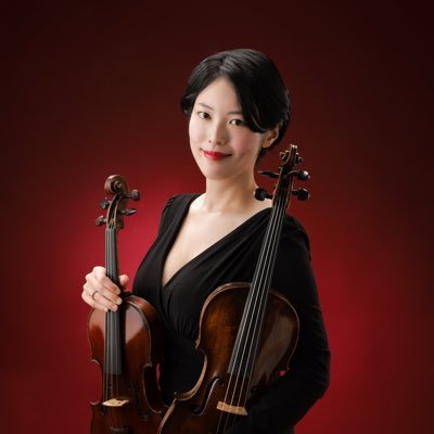 kanadeKMS's profile picture. 丸山奏(Kanade Maruyama) Vn&Va藝高→東京藝大卒→ウィーン留学→日本センチュリー交響楽団首席奏者→イルミナートフィルハーモニーオーケストラ首席奏者→京都市立芸術大学非常勤講師→現在ソロ活動中。2017年アントン・ルービンシュタイン国際コンクール第2位→2025年ドビュッシー国際音楽コンクール第1位