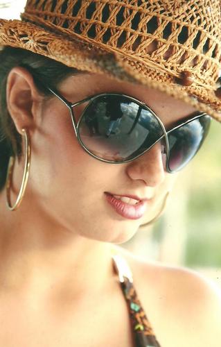 Fernandahhhhhh's profile picture. Não existe um caminho para a felicidade. A felicidade é o caminho.