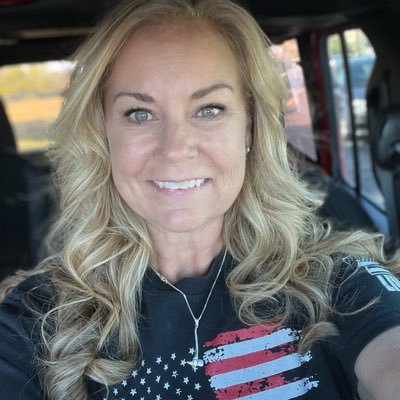 Christian/Wife/Mother/Firefighter/Supporter of Military/ 2nd Amendment supporter / ProLife/ SWAT Medic/ Instructor of the next Gen of FIrefighters /